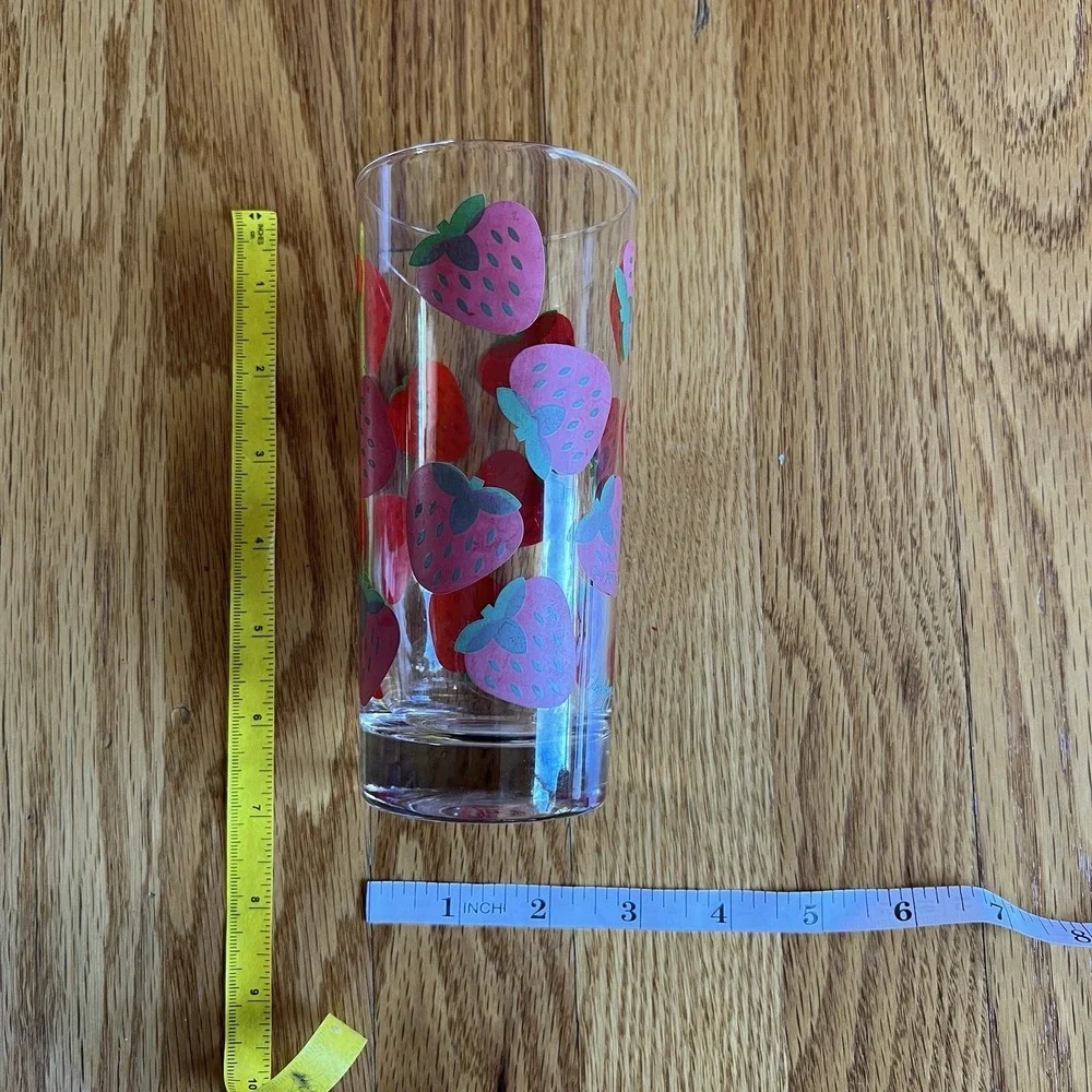 Vintage Colony‎ MCM Strawberry Print Drinking Glass Set of 4 Retro Fruit Tumbler